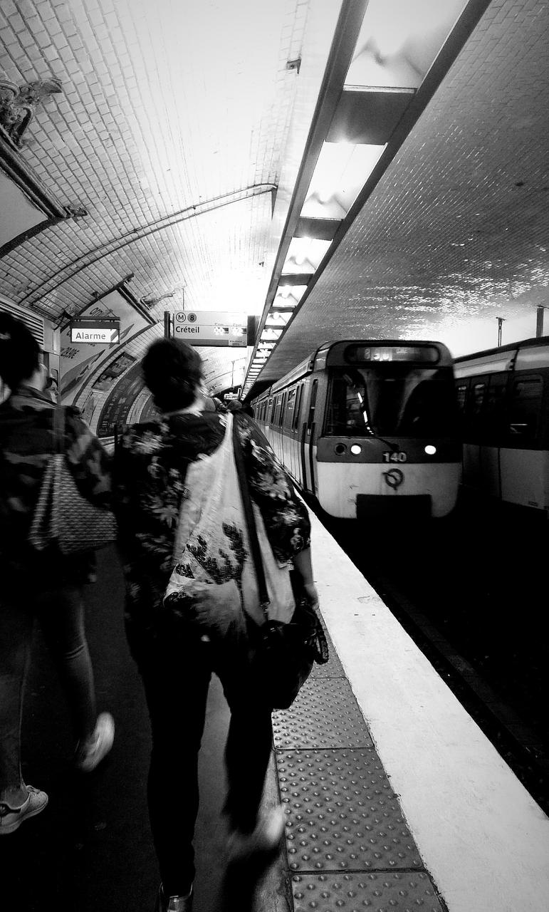 Paris, métro ligne 8 @ station Daumesnil